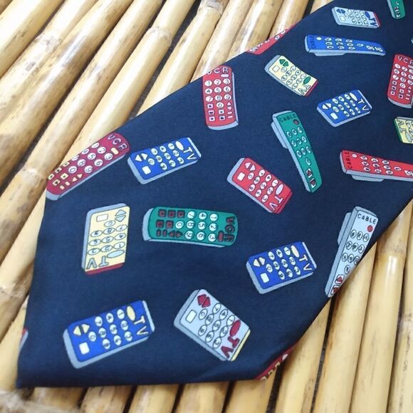 EUC VINTAGE ALYNN "Channel Surfing" Blue & Multicolored Remotes 100% Silk Tie - Picture 1 of 8